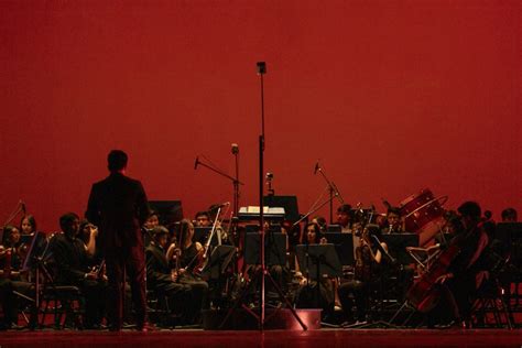 10 Epic Collaborations Between Bands and Orchestras – Flypaper