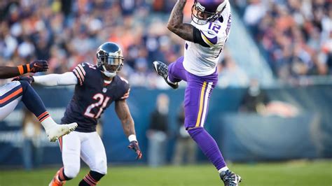 Vikings vs. Bears: Through-The-Lens