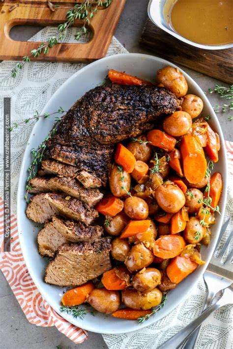 Tri Tip Slow Cooker Recipe with Vegetables & Gravy