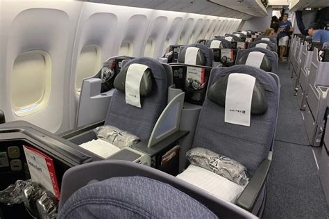 Review: United's 767-400 in First Class, Honolulu to Newark - The ...