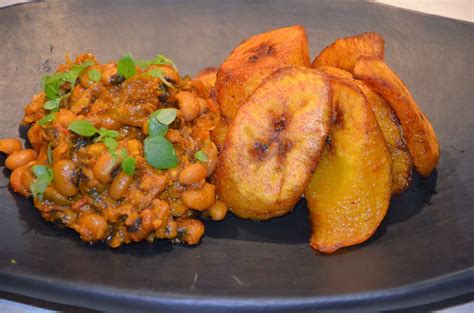 RED RED WITH FRIED PLANTAIN - IngRecipe