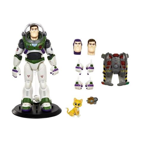 Mattel MTTHHJ63 Lightyear Buzz Collector Spotlight Figure - Walmart.com