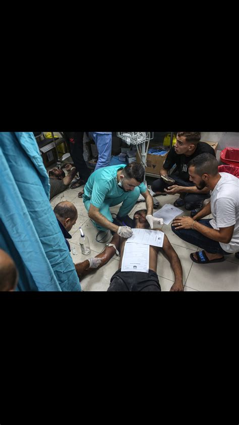 What One Photo Shows About a Gaza Hospital in Chaos - 2Chnew News