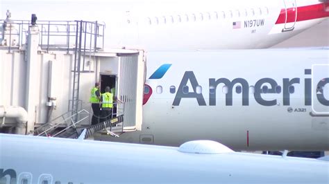 American Airlines flight diverted to Phoenix after possible mechanical ...