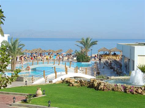 Avra Beach Hotel - Ixia Hotels | Jet2Holidays