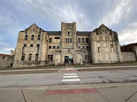 The Bloody (and Haunted) History of the Missouri State Penitentiary - Atlas Obscura