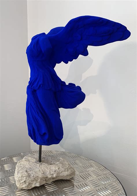 S9 - Victoire de Samothrace by Yves Klein, 1962 | Sculpture | Artsper (705816)