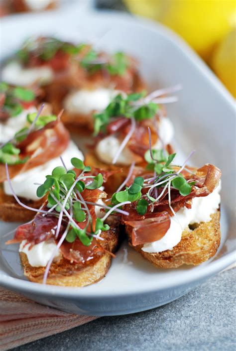 PROSCIUTTO CROSTINI WITH BURRATA AND LEMON HONEY DRIZZLE