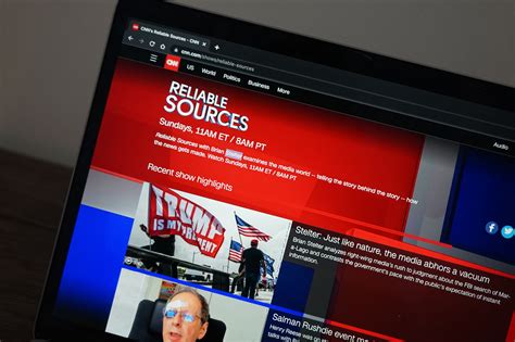 Brian Stelter says 'CNN must remain strong' in final 'Reliable Sources' show