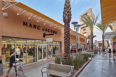 Las Vegas North Premium Outlets Parking Fee | Paul Smith