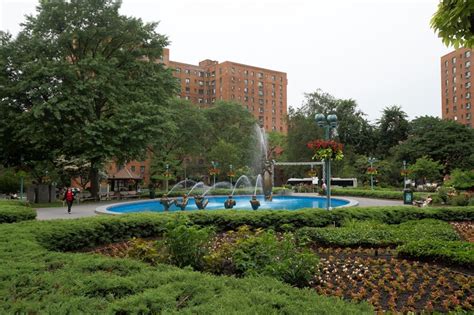 Parkchester Wins Following as 'Hidden Secret' - WSJ