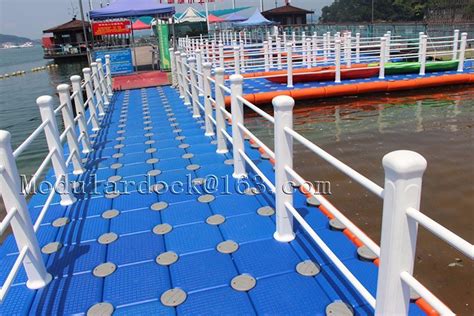 China Plastic Floating Pontoon Bridge Design - China Floating Dock ...