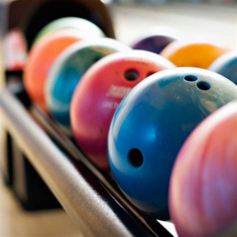 Leisure Lanes Bowling Centre - Bowling Alley in Ponoka