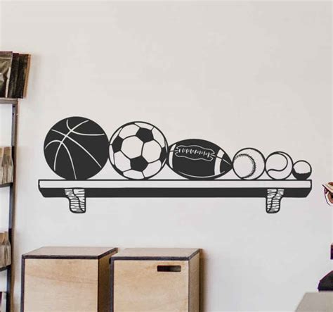 Shelf with sports balls wall decor - TenStickers