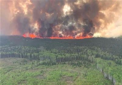 British Columbia Wildfires Intensify, Doubling Evacuations to over 35,000 - Other Media news ...