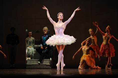 Dance Commentary by Heather Desaulniers: San Francisco Ballet - "Nutcracker"