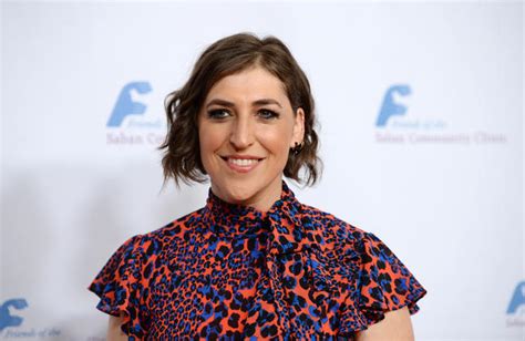 Mayim Bialik to guest host daily "Jeopardy!" episodes after Mike Richards steps down - CBS News ...