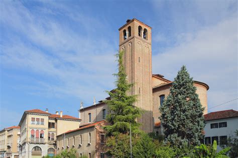 A Walking Tour of Mestre, Venice