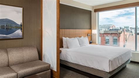 Waterfront Pet-Friendly Hotel in Downtown Portland Maine | Hyatt Place Portland-Old Port