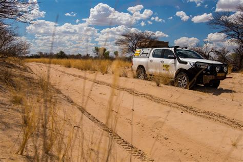 Travel the Kalahari by car. Is it worth it? - Gerben van der Waals