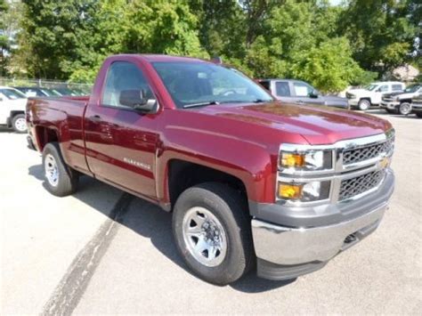 2015 Chevrolet Silverado 1500 WT Regular Cab 4x4 Data, Info and Specs | GTCarLot.com