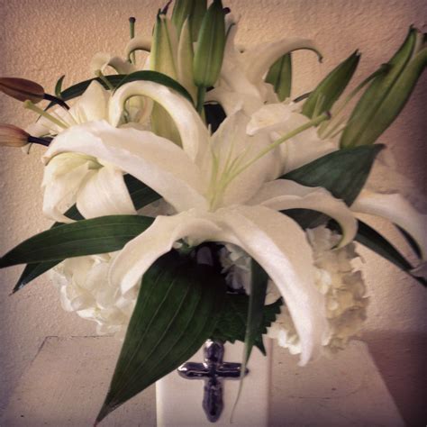 Easter lilies flower arrangement | Floral Arrangements | Pinterest | Easter flowers, Easter lily ...