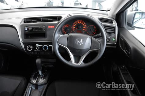 Honda City GM6 (2014) Interior Image #3242 in Malaysia - Reviews, Specs, Prices - CarBase.my