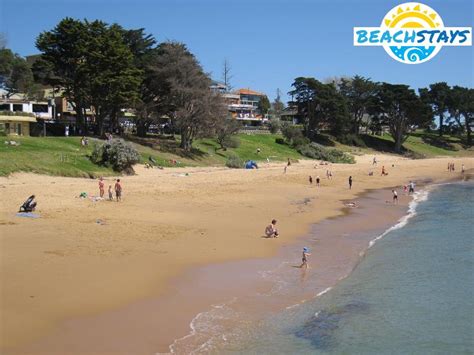 Cowes - Beach Stays: beach and coast accommodation, Victoria Australia