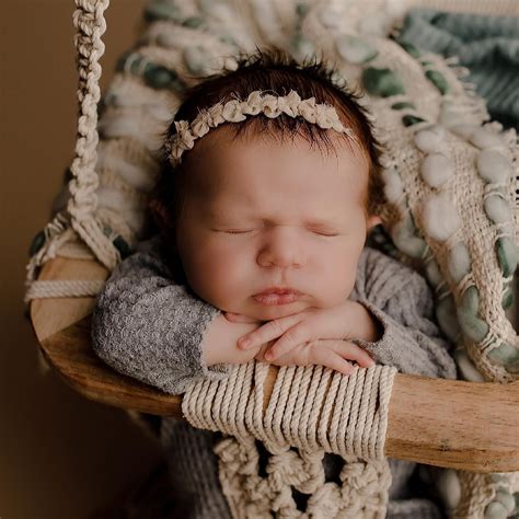 Macrame Baby Swing - Newborn photographs in 2021 | Macrame baby, Baby swings, Macrame swing