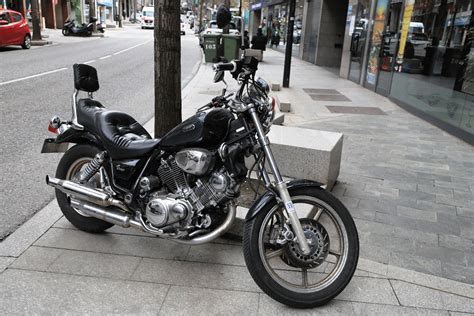 Yamaha XV1100 Virago. Black version * All PYRENEES · France, Spain, Andorra