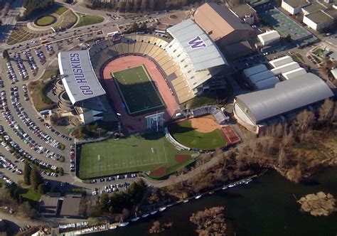 Go Purple, Be Gold: Husky Stadium Renovation