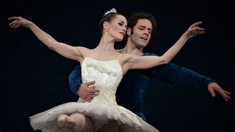 Top Cincinnati Ballet dancers Sarah Hairston, Zack Grubbs to make exit - Cincinnati Business Courier