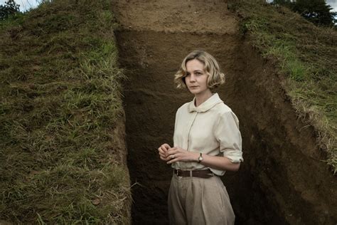 MOVIE REVIEW: The Dig — Every Movie Has a Lesson