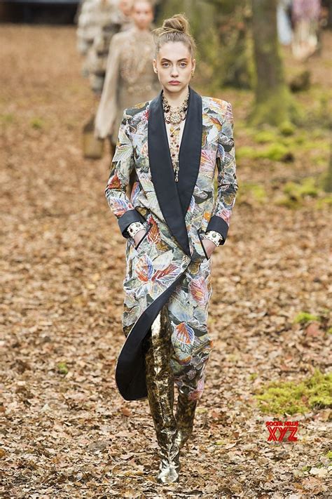 FRANCE PARIS FASHION WEEK CHANEL #Gallery - Social News XYZ