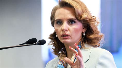 Putin's Daughter Publishes in Western Academic Journals Amid Ukraine ...