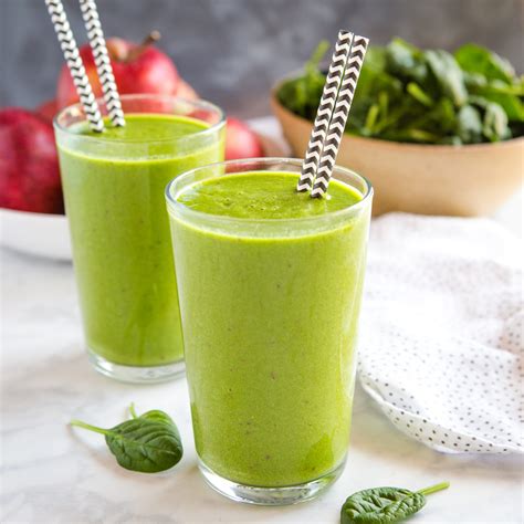 Healthy Green Protein Smoothie - The Busy Baker
