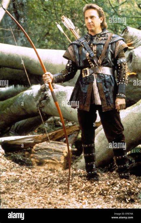 KEVIN COSTNER ROBIN HOOD: PRINCE OF THIEVES (1991 Stock Photo: 78242538 - Alamy