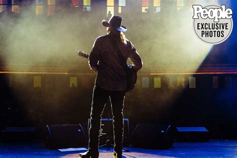 Trace Adkins Rocks His Sold-Out Show at the Ryman Auditorium