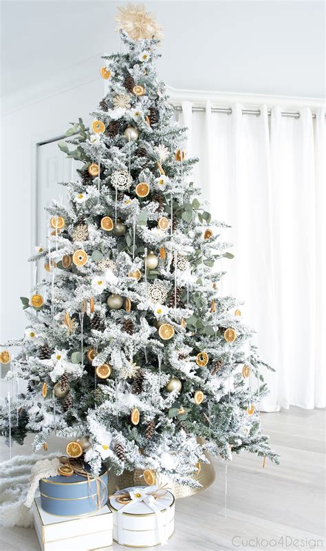 natural German Christmas tree | Cuckoo4Design