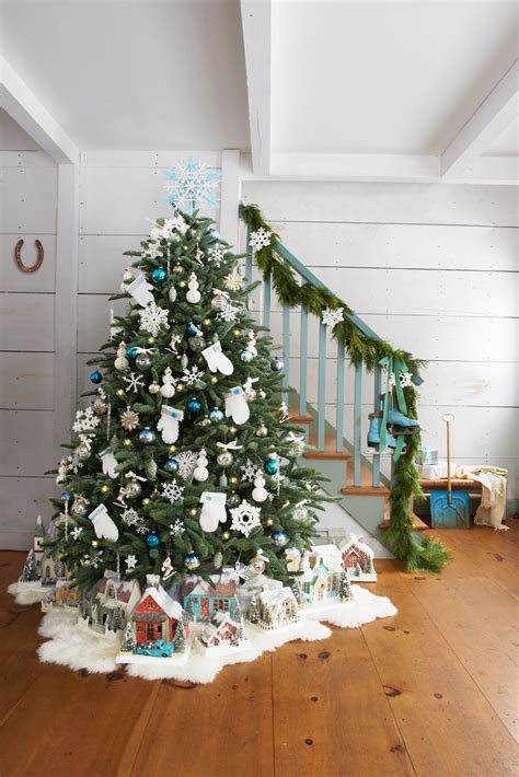 30 Best Decorated Christmas Trees 2017