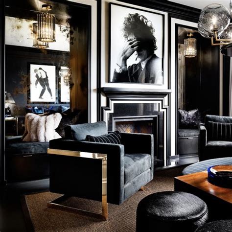 A Black Living Room, Some Inspirations For Your Summer Interior Design