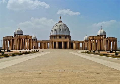 How to Visit the Basilica of Yamoussoukro - Ivory Coast - Only By Land