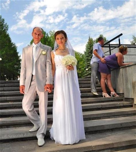 Funny Wedding Photobombs (27) - Dump A Day