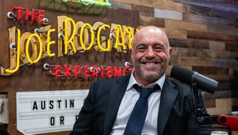 Joe Rogan renews contract with Spotify to stream podcast, deal ...