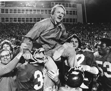 Frank Broyles, Football Coach Who Put Arkansas on Map, Dies at 92 - The ...