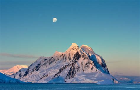 Antarctica 2023 Photographers Only Expedition – PhotoPXL