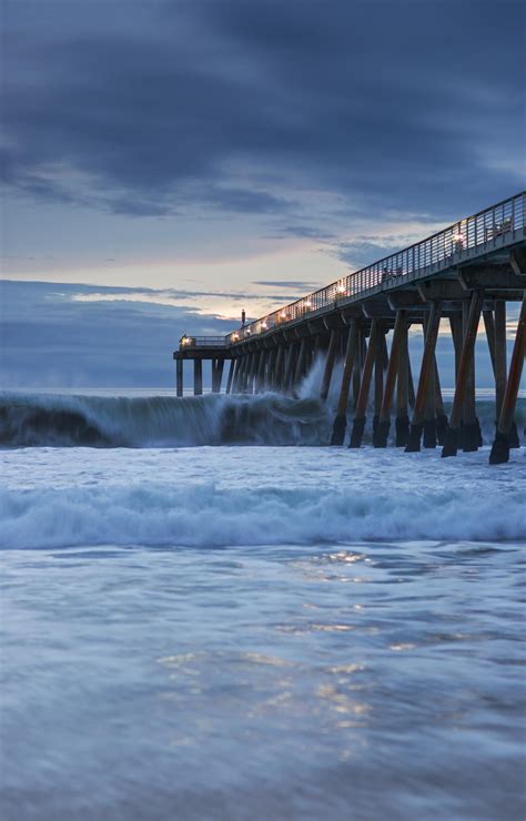 Hermosa Beach Pier Wave | Hermosa beach pier, Hermosa beach, Pier