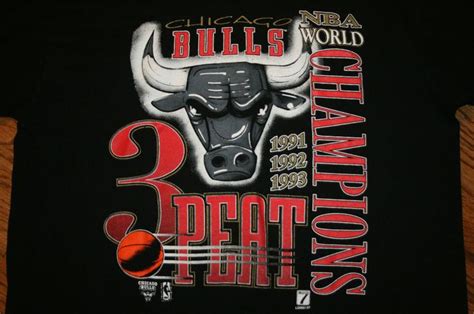 Vintage 1993 CHICAGO BULLS 3-PEAT NBA WORLD CHAMPIONS T-SHIRT XL Jordan Pippen #fruitoftheloom # ...