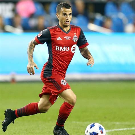 Sebastian Giovinco Completes Transfer to Al-Hilal from Toronto FC ...