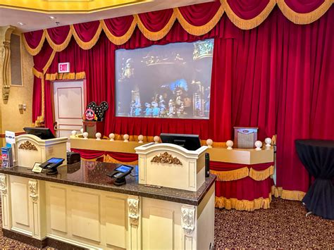 PHOTOS: The Main Street Cinema Gets New Carpet - MickeyBlog.com